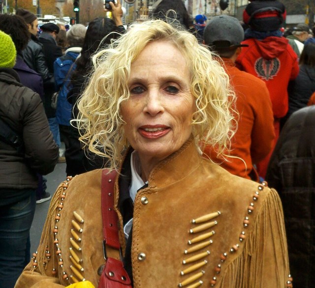 Picture from the Wikipedia article on Nina Yankowitz
